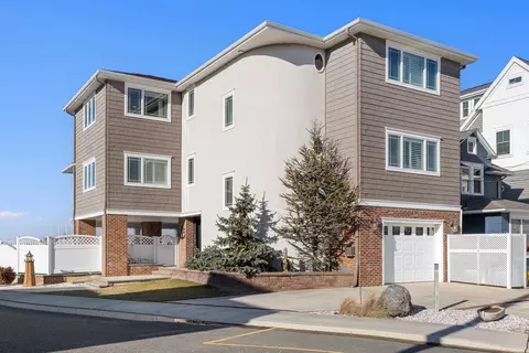 101 W 14th St, Ocean City, NJ 08226