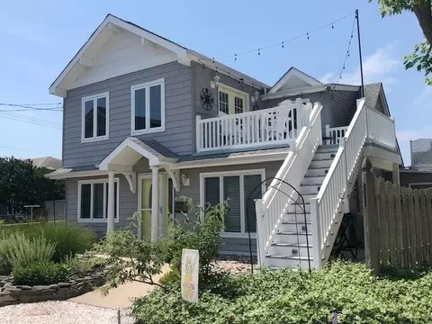 108 W Rosemary Rd, Wildwood Crest, NJ 08260