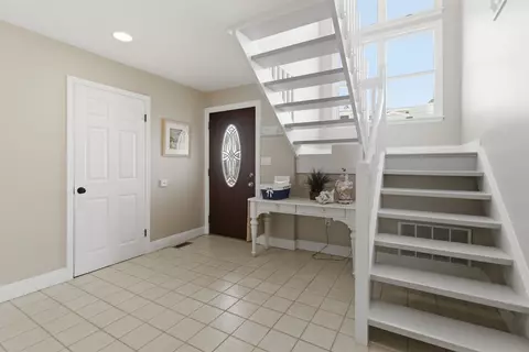 Entry Way - 92 E 23rd St, Avalon, NJ 08202 photo 1 of 1