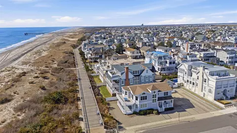 View/Area - 92 E 23rd St, Avalon, NJ 08202 photo 8 of 8