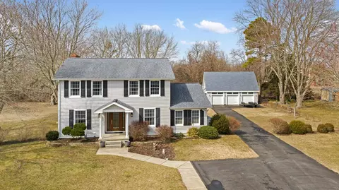 14 Wakefield Pl, North Cape May, NJ 08204