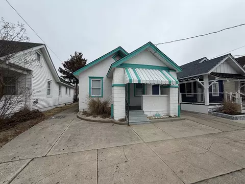 113 E Columbine Rd, Wildwood Crest, NJ 08260