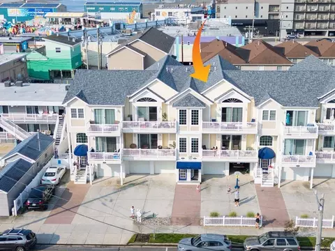 430 E 24th Ave #D, North Wildwood, NJ 08260