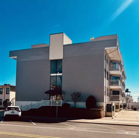 215 Surf Ave #104, North Wildwood, NJ 08260