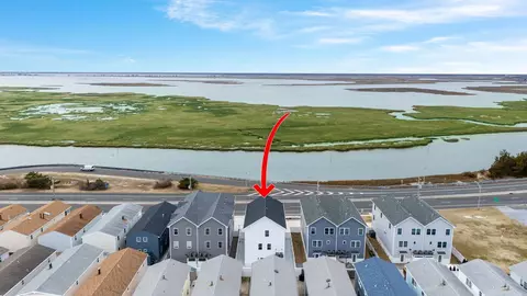 723 W Spruce Ave, North Wildwood, NJ 08260