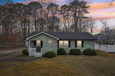 33 Stagecoach Rd, Cape May Court House, NJ 08210