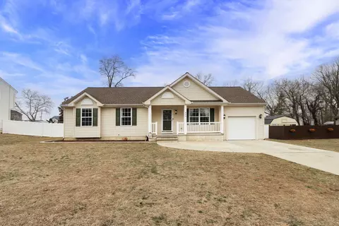 426 Amanda Ct, Vineland, NJ 08360