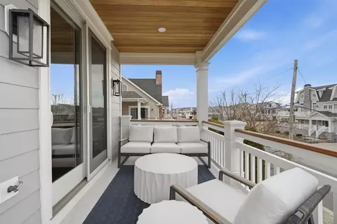 Exterior - 174 17th St, Avalon, NJ 08202 photo 5 of 9