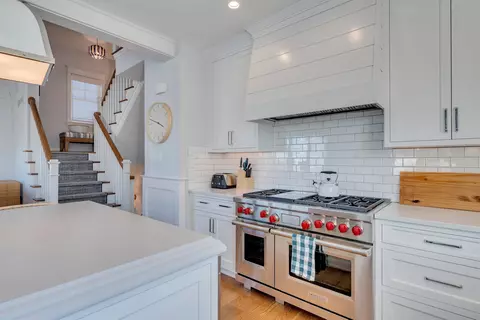 Kitchen - 174 17th St, Avalon, NJ 08202 photo 4 of 5
