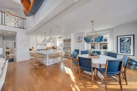 Dining - 174 17th St, Avalon, NJ 08202 photo 1 of 1