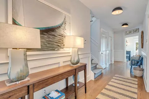 Entry Way - 174 17th St, Avalon, NJ 08202 photo 3 of 4