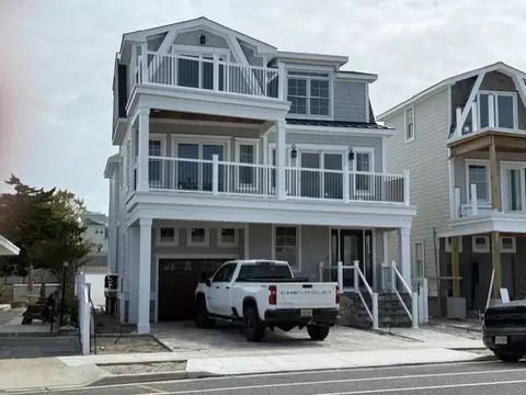 8007 Seaview Ave, Wildwood Crest, NJ 08260