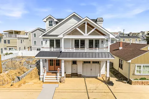 307 E Saint Paul Ave, Wildwood Crest, NJ 08260