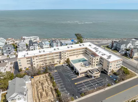 700 First Ave #215, Avalon, NJ 08202