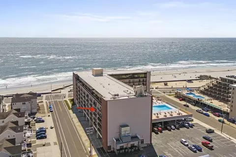 500 Kennedy Dr #506, North Wildwood, NJ 08260