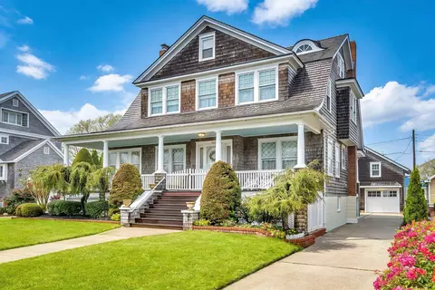 1323 New Jersey Ave, Cape May, NJ 08204