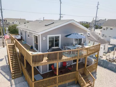 4028 Ocean Dr #2ND, Avalon, NJ 08202