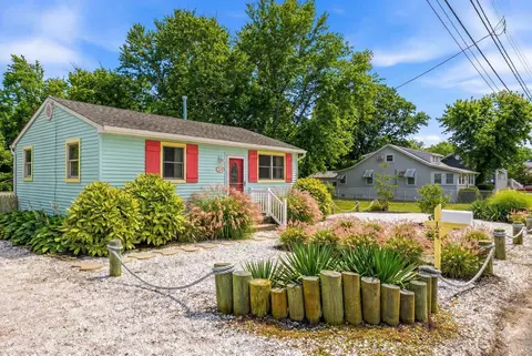 124 W New York Ave, Villas, NJ 08251