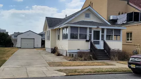 259 99th St, Stone Harbor, NJ 08247