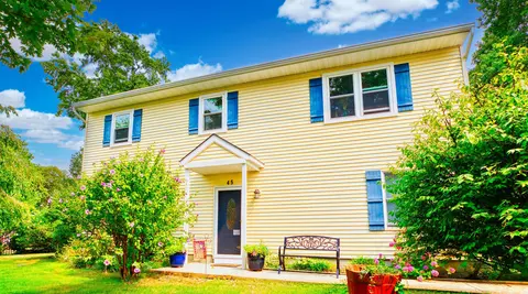 45 Croydon Dr, North Cape May, NJ 08204