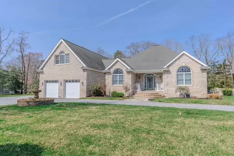 620 Shunpike Rd, Erma, NJ 08204