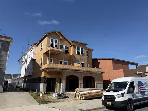 132 W 3rd Ave #WEST, North Wildwood, NJ 08260