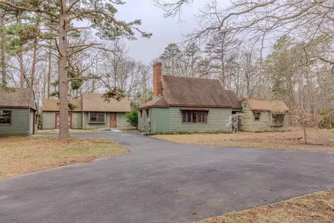 109 Hagen Rd, Cape May Court House, NJ 08210