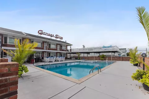 402 E Saint Paul Ave #1, Wildwood Crest, NJ 08260