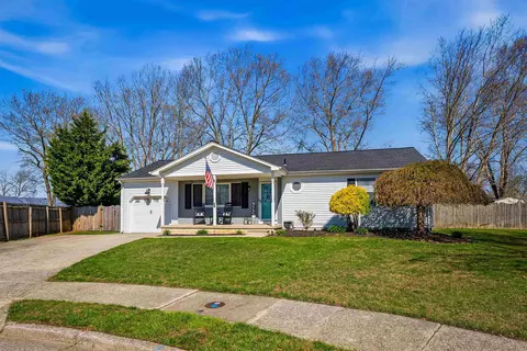 4 Essex Dr, Egg Harbor Township, NJ 08234