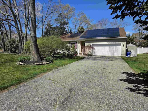 27 Solar Way, Cape May Court House, NJ 08210