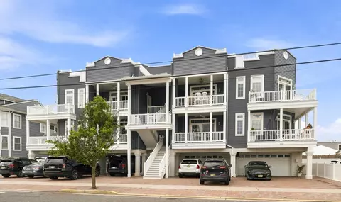 110 E Walnut Ave #102, North Wildwood, NJ 08260