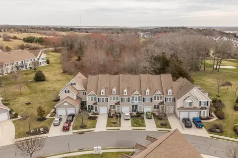 206 Springdale Ct #206, Swainton, NJ 08210