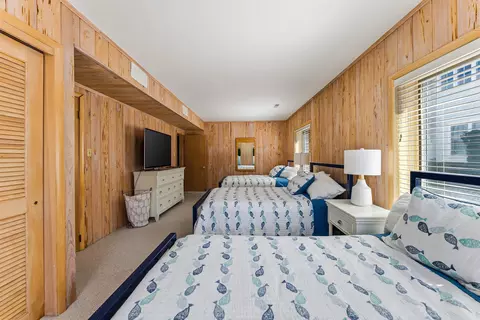 Bedroom - 6709 Dune Dr, Avalon, NJ 08202 photo 2 of 6