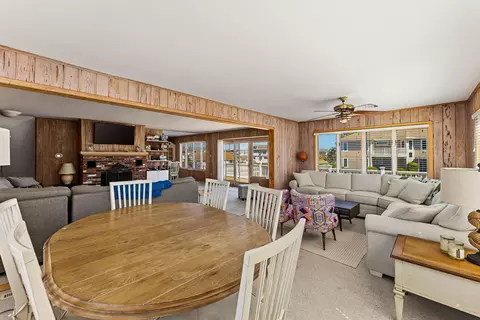 Dining - 6709 Dune Dr, Avalon, NJ 08202 photo 2 of 3