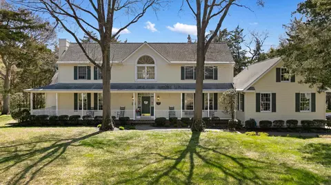 19 Cedar Meadow Dr, Cape May Court House, NJ 08210