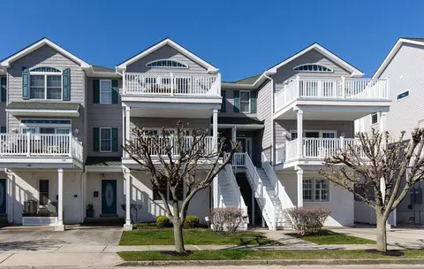 328 E 15th Ave #4, North Wildwood, NJ 08260