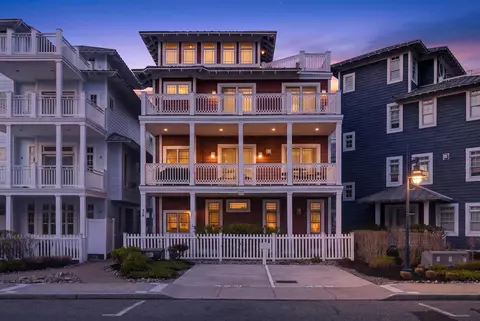 429 E Nashville Rd, Wildwood Crest, NJ 08260