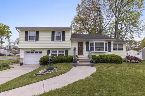 226 Joanne St, North Cape May, NJ 08204