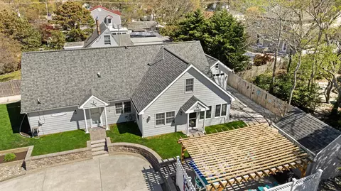 14 Pinewood Rd, Cape May, NJ 08204