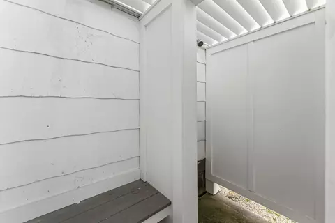 Bath - 9727 3rd Ave UNIT A-1, Stone Harbor, NJ 08247 photo 3 of 3
