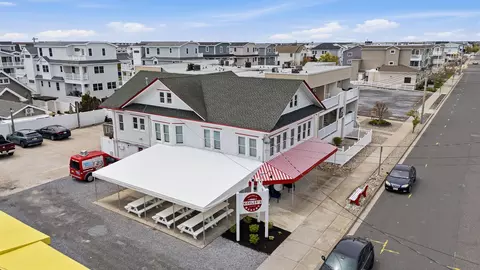 View/Area - 2108 Dune Dr, Avalon, NJ 08202 photo 2 of 23
