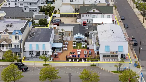 2108 Dune Dr, Avalon, NJ 08202