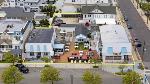2108 Dune Dr, Avalon, NJ 08202