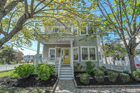 300 S Lake Dr, Cape May Point, NJ 08212