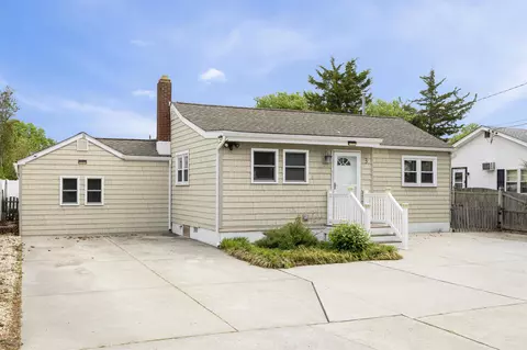 3 Vermont Ave, Villas, NJ 08251