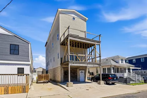 753 W Glenwood Ave, West Wildwood, NJ 08260