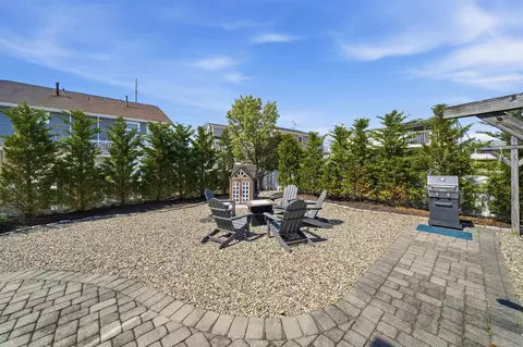 Exterior - 281 69th St, Avalon, NJ 08202 photo 9 of 10