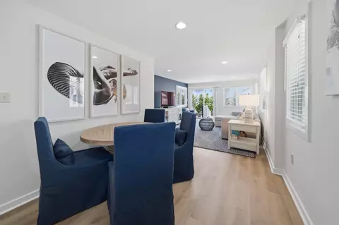 Dining - 281 69th St, Avalon, NJ 08202 photo 1 of 5