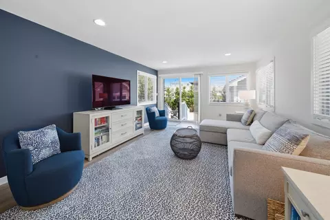 Living - 281 69th St, Avalon, NJ 08202 photo 1 of 8