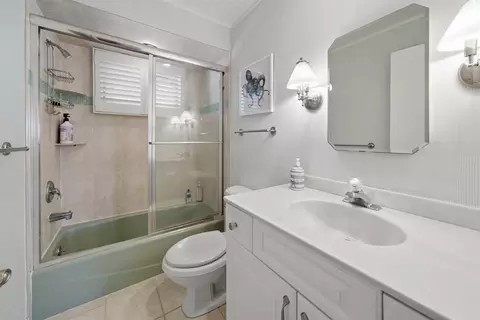 Bath - 281 69th St, Avalon, NJ 08202 photo 1 of 5